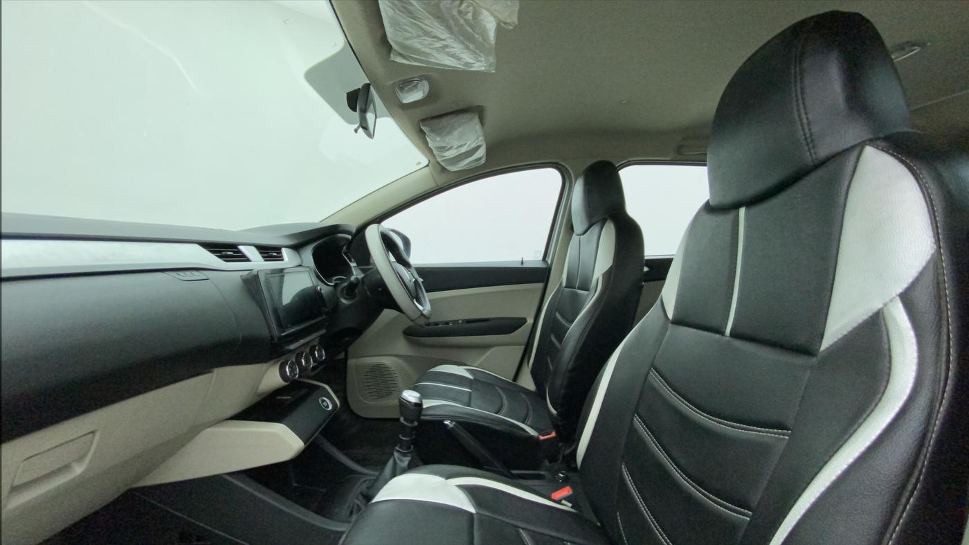 2019 Renault TRIBER RXZ, Petrol, Manual, 53,617 km, Right Side Front Door Cabin
