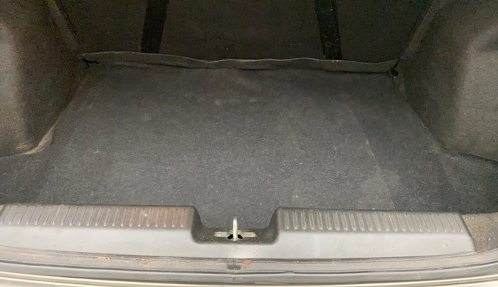 2017 Maruti Dzire VXI, Petrol, Manual, 63,612 km, Boot Inside