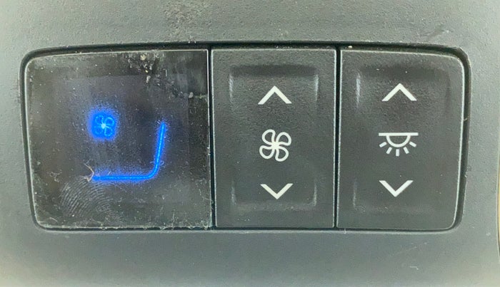 2021 Toyota YARIS G MT, Petrol, Manual, 13,568 km, Rear AC Temperature Control