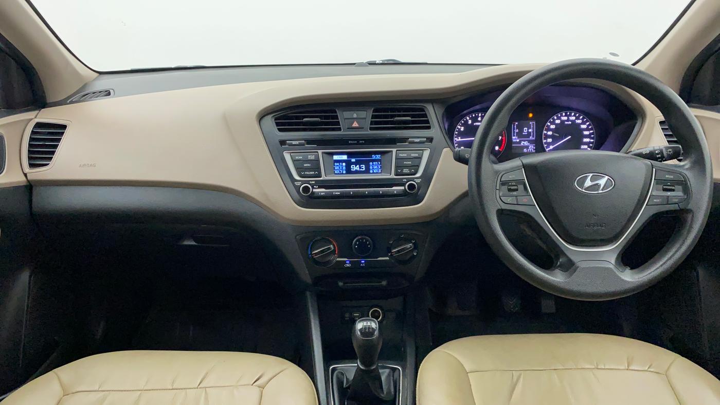 2016 Hyundai Elite i20 MAGNA 1.2, Petrol, Manual, 15,405 km, Dashboard