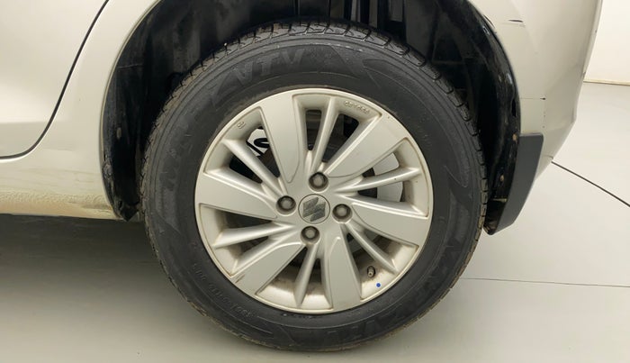 2017 Maruti Swift ZXI, Petrol, Manual, 63,367 km, Left Rear Wheel