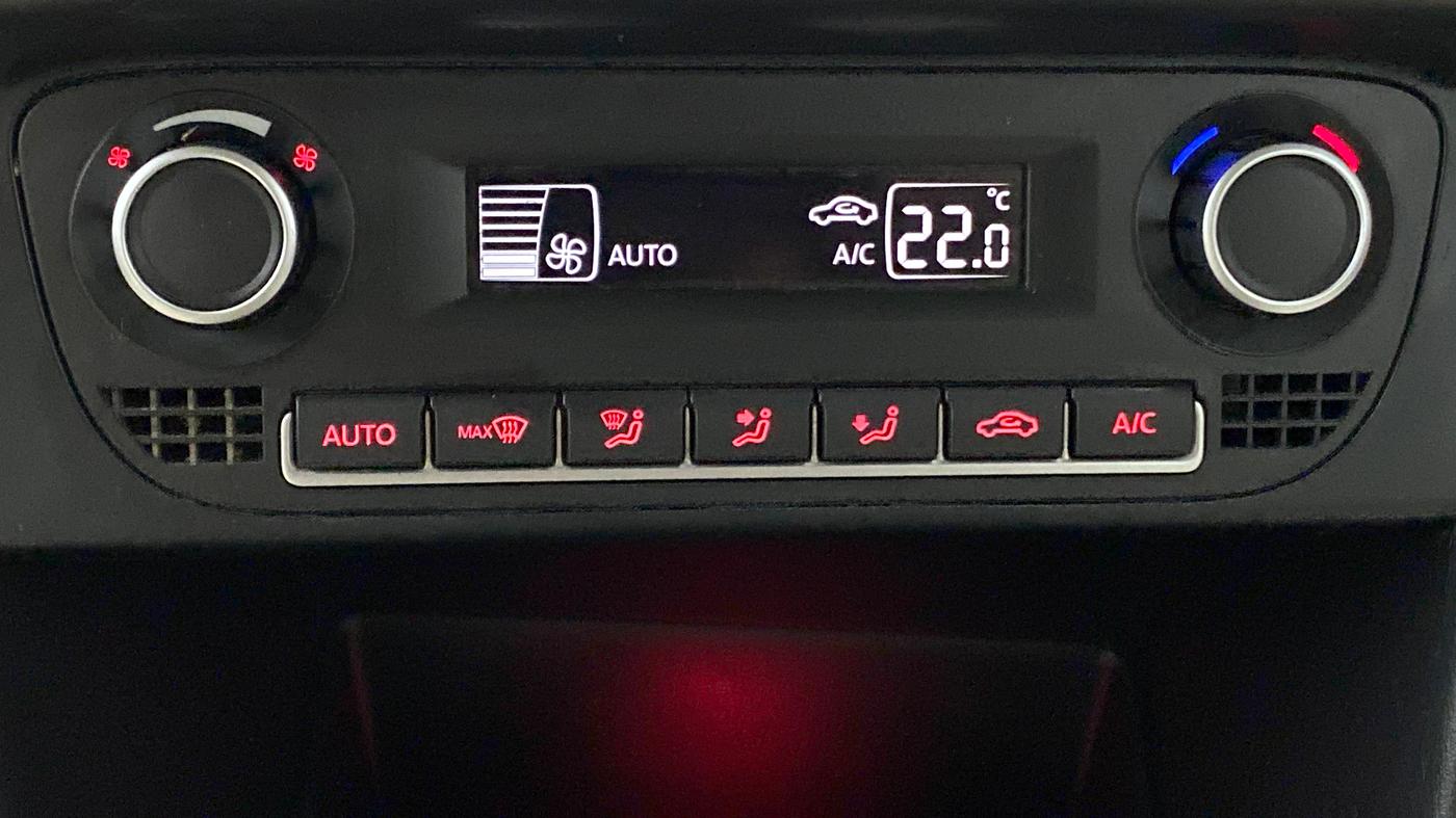 2014 Volkswagen Polo HIGHLINE1.2L PETROL, Petrol, Manual, 52,631 km, Automatic Climate Control