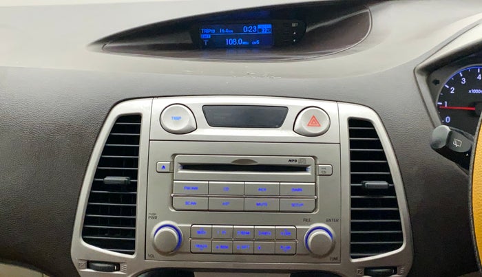 2011 Hyundai i20 ASTA 1.2, Petrol, Manual, 77,685 km, Infotainment System