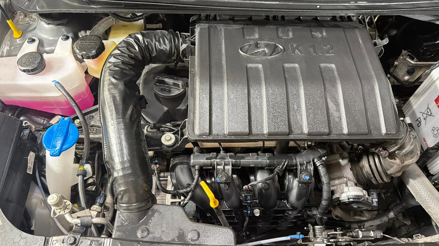 2025 Hyundai GRAND I10 NIOS ASTA AMT 1.2 KAPPA VTVT, Petrol, Automatic, 10,915 km, Engine View - Right