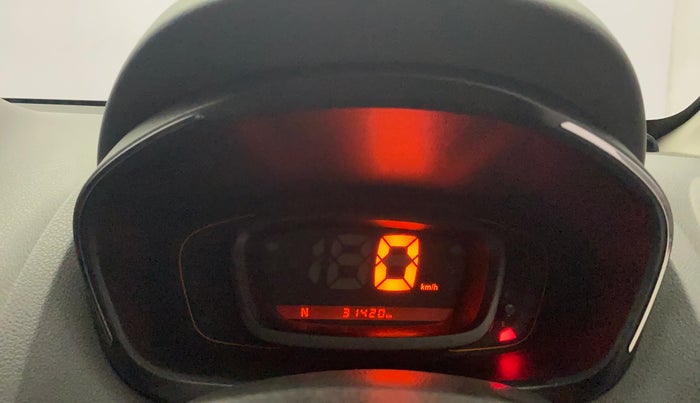 2017 Renault Kwid RXT 1.0 AMT (O), Petrol, Automatic, 31,419 km, Odometer Image