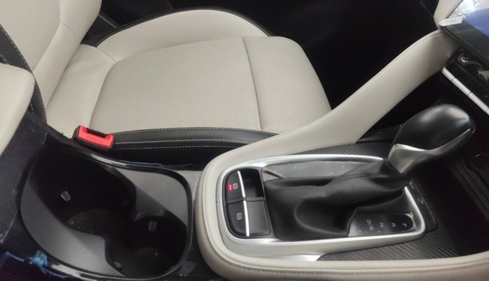 2023 MG ASTOR SAVVY 1.5 CVT, Petrol, Automatic, 37,770 km, Gear Lever