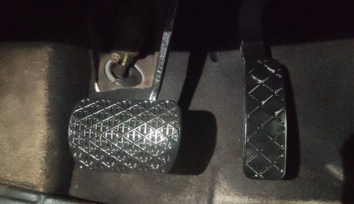 2023 MG ASTOR SAVVY 1.5 CVT, Petrol, Automatic, 37,770 km, Pedals