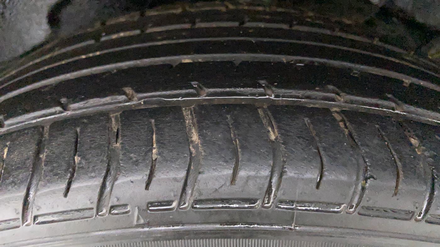2018 Toyota Corolla Altis VL AT, Petrol, Automatic, 35,153 km, Right Rear Tyre Tread