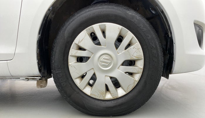 2013 Maruti Swift VXI D, Petrol, Manual, 56,313 km, Right Front Wheel