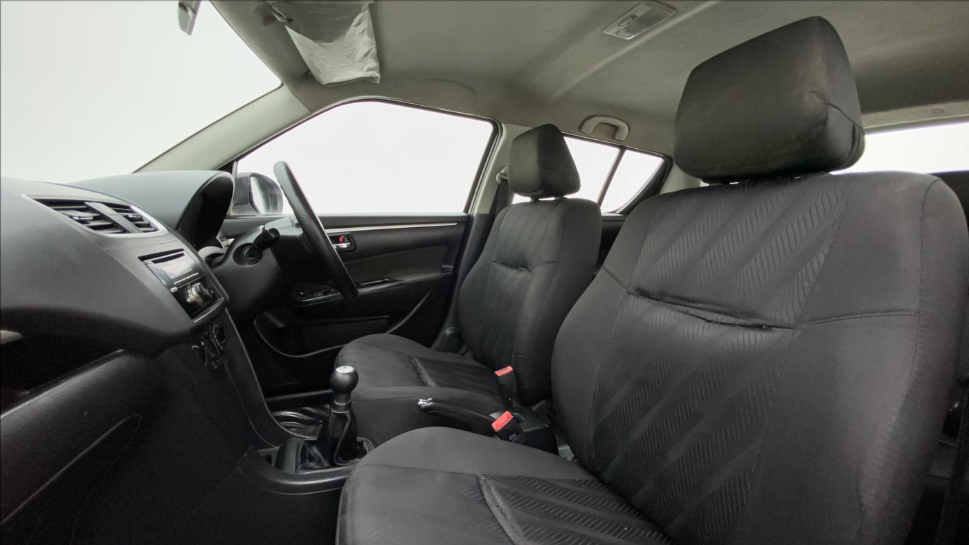 2013 Maruti Swift VXI D, Petrol, Manual, 56,313 km, Right Side Front Door Cabin