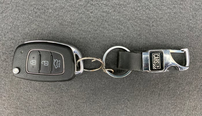 2020 Hyundai GRAND I10 NIOS MAGNA 1.2 AT, Petrol, Automatic, 20,782 km, Key Close Up