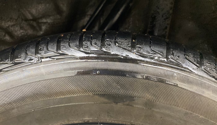 2016 Honda BR-V 1.5L I-VTEC V CVT, Petrol, Automatic, 70,649 km, Left Rear Tyre Tread