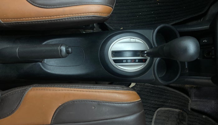 2016 Honda BR-V 1.5L I-VTEC V CVT, Petrol, Automatic, 70,649 km, Gear Lever