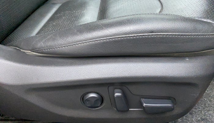 2017 Hyundai New Elantra 1.6 SX AT O, Diesel, Automatic, 66,526 km, Driver Side Adjustment Panel
