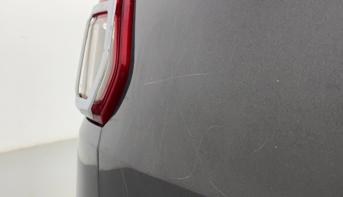 2014 Maruti Ertiga VXI, Petrol, Manual, 53,766 km, Dicky (Boot door) - Minor scratches
