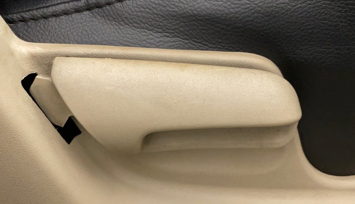2014 Maruti Ertiga VXI, Petrol, Manual, 53,766 km, Driver Side Adjustment Panel