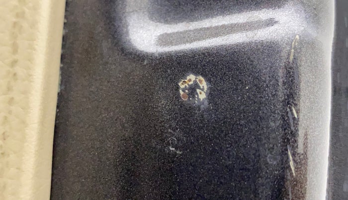 2014 Maruti Ertiga VXI, Petrol, Manual, 53,766 km, Right rear door - Slightly rusted