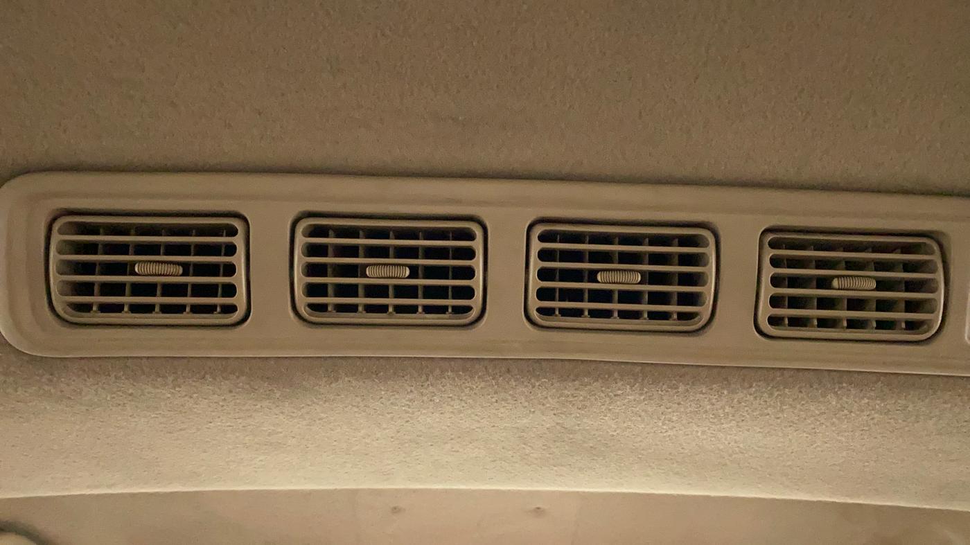 2014 Maruti Ertiga VXI, Petrol, Manual, 53,766 km, Rear AC Vents