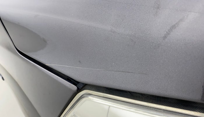 2014 Maruti Ertiga VXI, Petrol, Manual, 53,766 km, Bonnet (hood) - Minor scratches
