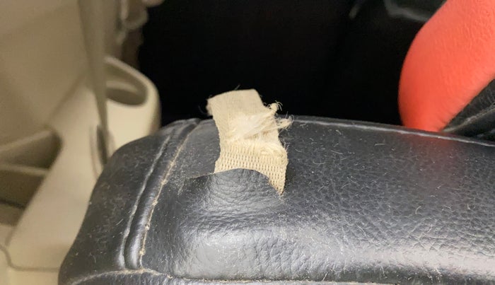 2014 Maruti Ertiga VXI, Petrol, Manual, 53,766 km, Third-row left seat - Folding lever not working
