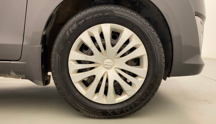 2014 Maruti Ertiga VXI, Petrol, Manual, 53,766 km, Right Front Wheel