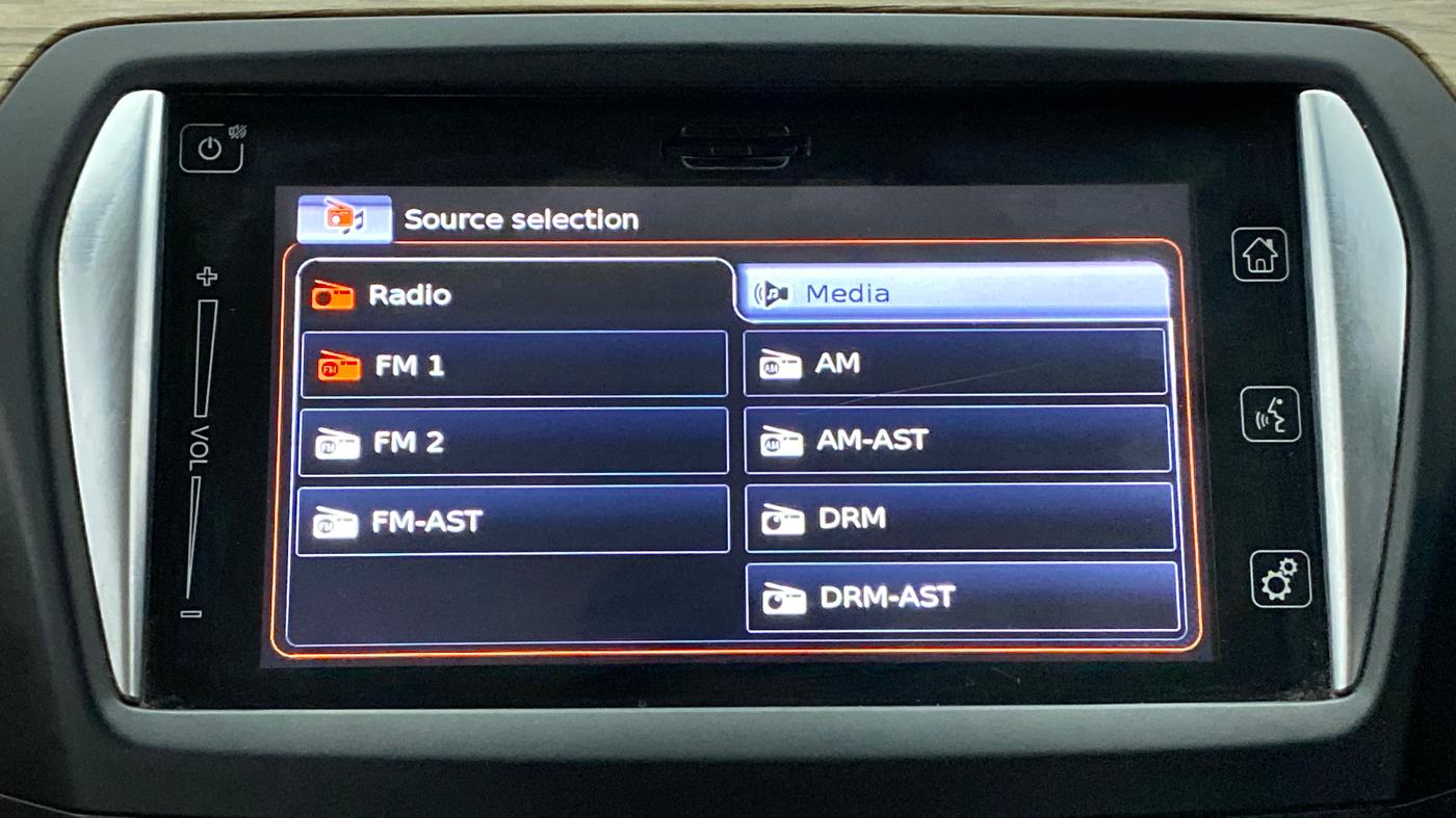 2018 Maruti Ciaz ALPHA 1.5 SHVS PETROL, Petrol, Manual, 45,165 km, Infotainment System