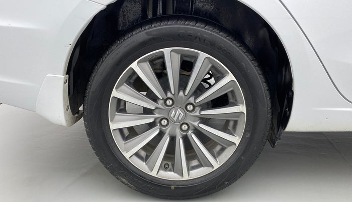 2018 Maruti Ciaz ALPHA 1.5 SHVS PETROL, Petrol, Manual, 45,165 km, Right Rear Wheel