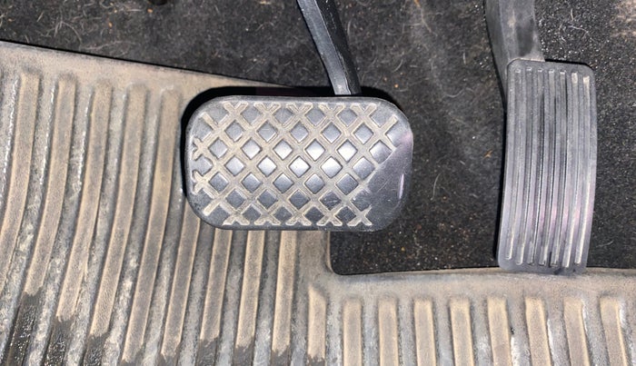 2020 MG HECTOR PLUS SHARP 1.5 PETROL TURBO DCT 6-STR, Petrol, Automatic, 66,402 km, Pedals