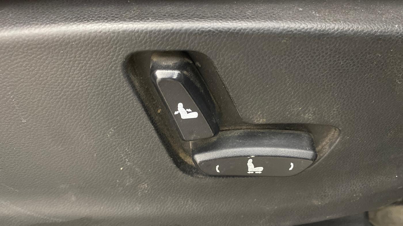 2020 MG HECTOR PLUS SHARP 1.5 PETROL TURBO DCT 6-STR, Petrol, Automatic, 66,402 km, Driver Side Adjustment Panel
