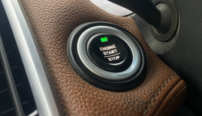 2020 MG HECTOR PLUS SHARP 1.5 PETROL TURBO DCT 6-STR, Petrol, Automatic, 66,402 km, Keyless Start/ Stop Button