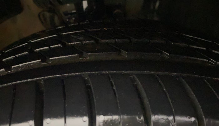 2017 Volkswagen Polo GT TSI AT, Petrol, Automatic, 47,076 km, Right Front Tyre Tread