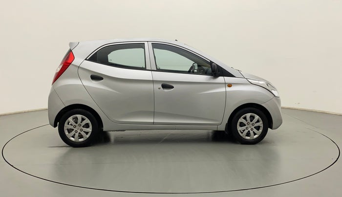 2014 Hyundai Eon MAGNA +, Petrol, Manual, 36,081 km, Right Side View