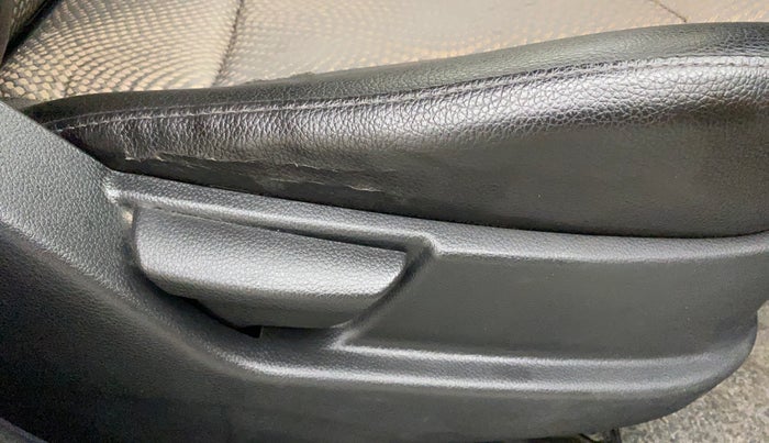 2014 Hyundai Eon MAGNA +, Petrol, Manual, 36,081 km, Driver Side Adjustment Panel
