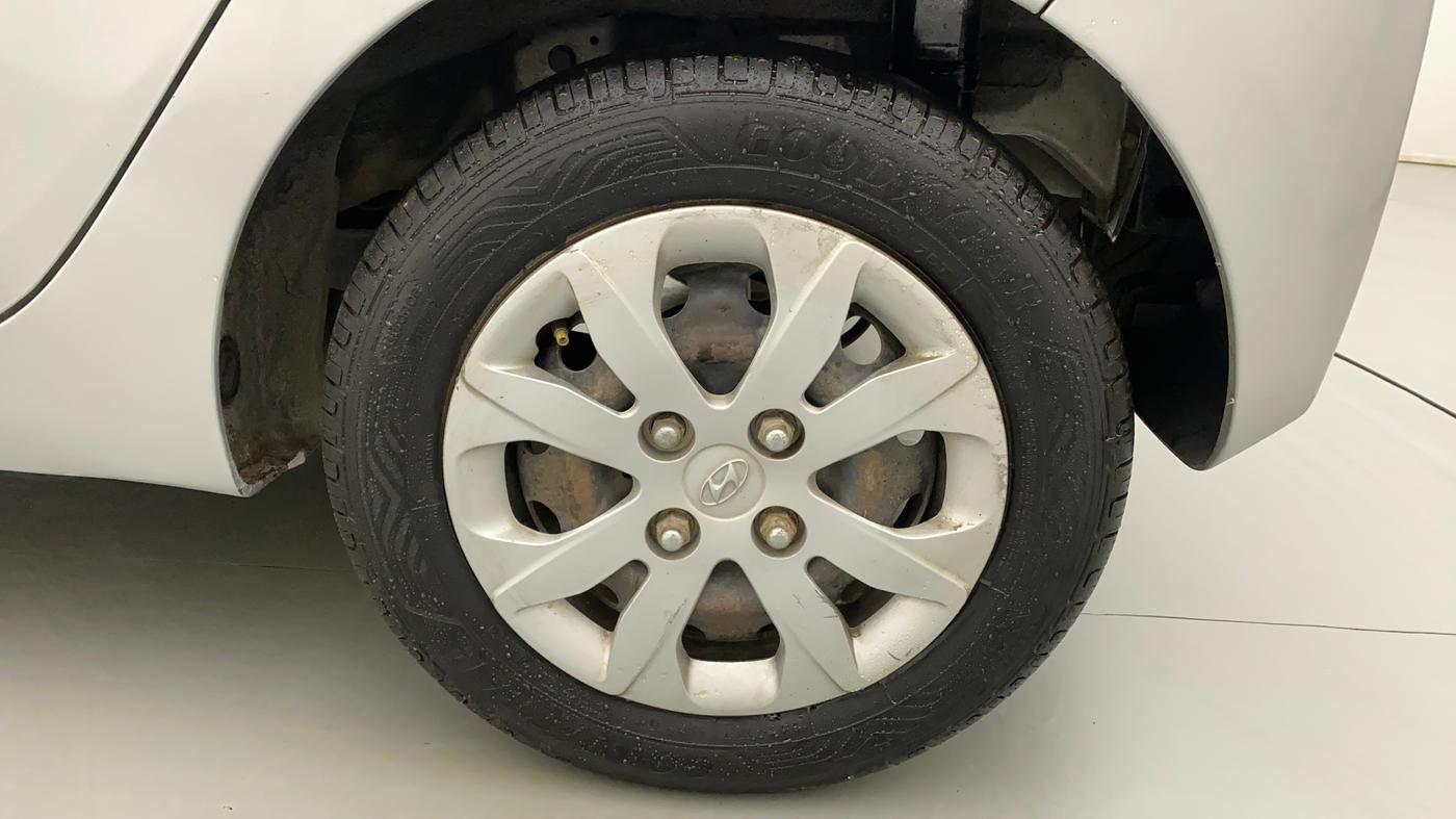 2014 Hyundai Eon MAGNA +, Petrol, Manual, 36,081 km, Left Rear Wheel