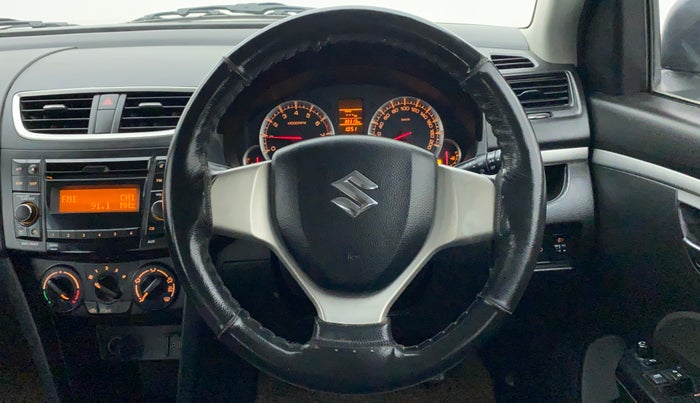 2016 Maruti Swift VXI, Petrol, Manual, 38,391 km, Steering Wheel Close Up