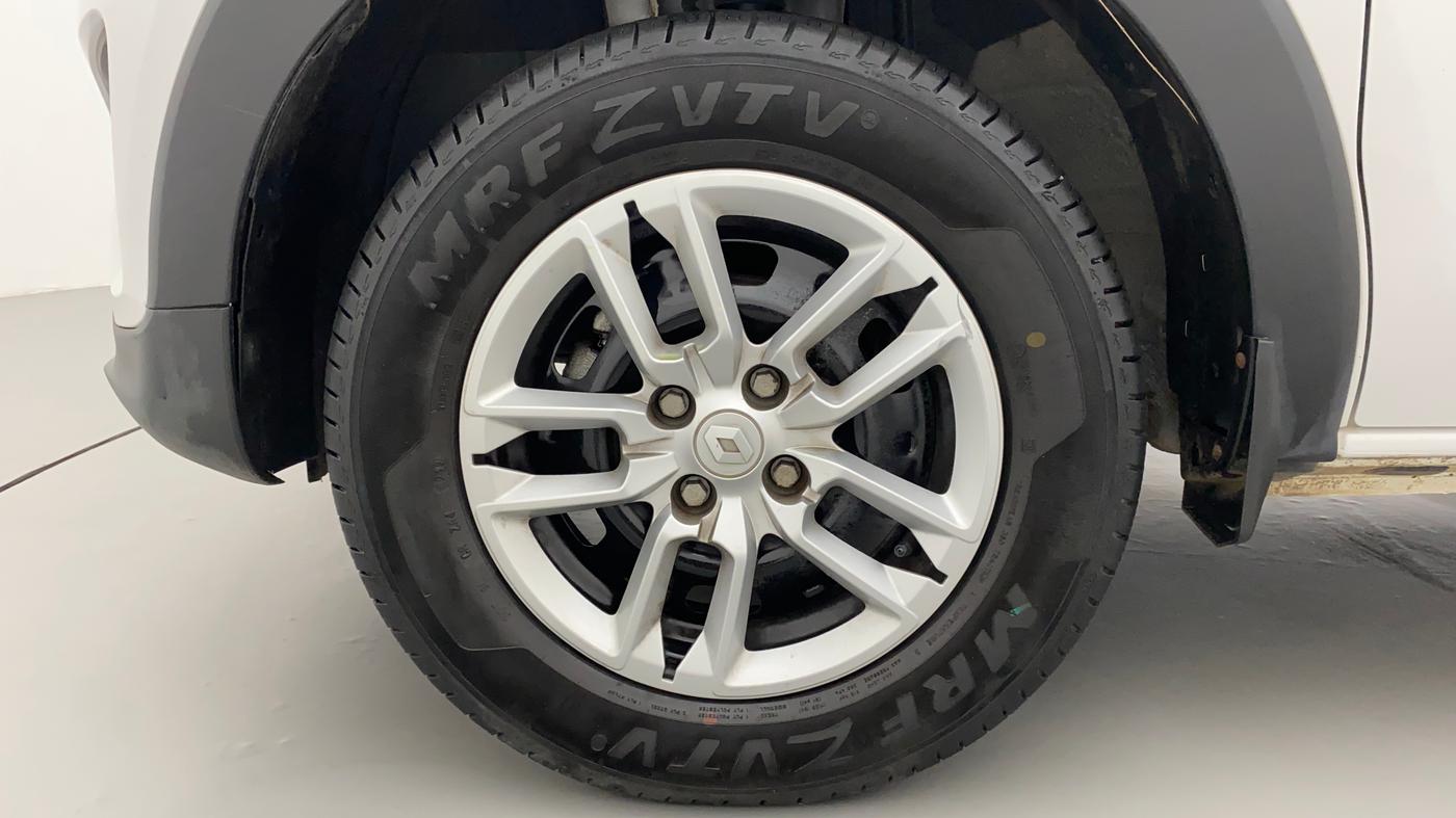 2022 Renault TRIBER RXL MT, Petrol, Manual, 11,242 km, Left Front Wheel