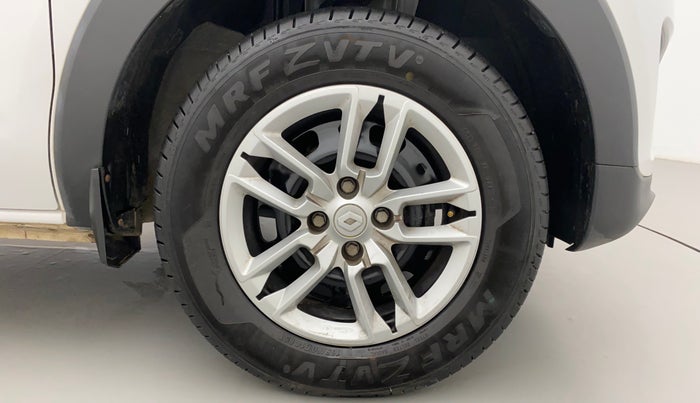 2022 Renault TRIBER RXL MT, Petrol, Manual, 11,242 km, Right Front Wheel