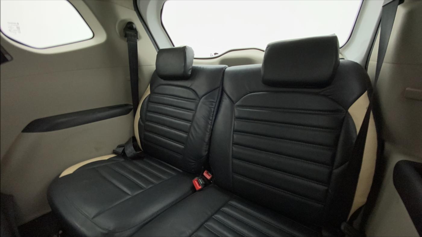 2022 Renault TRIBER RXL MT, Petrol, Manual, 11,242 km, Third Seat Row ( optional )
