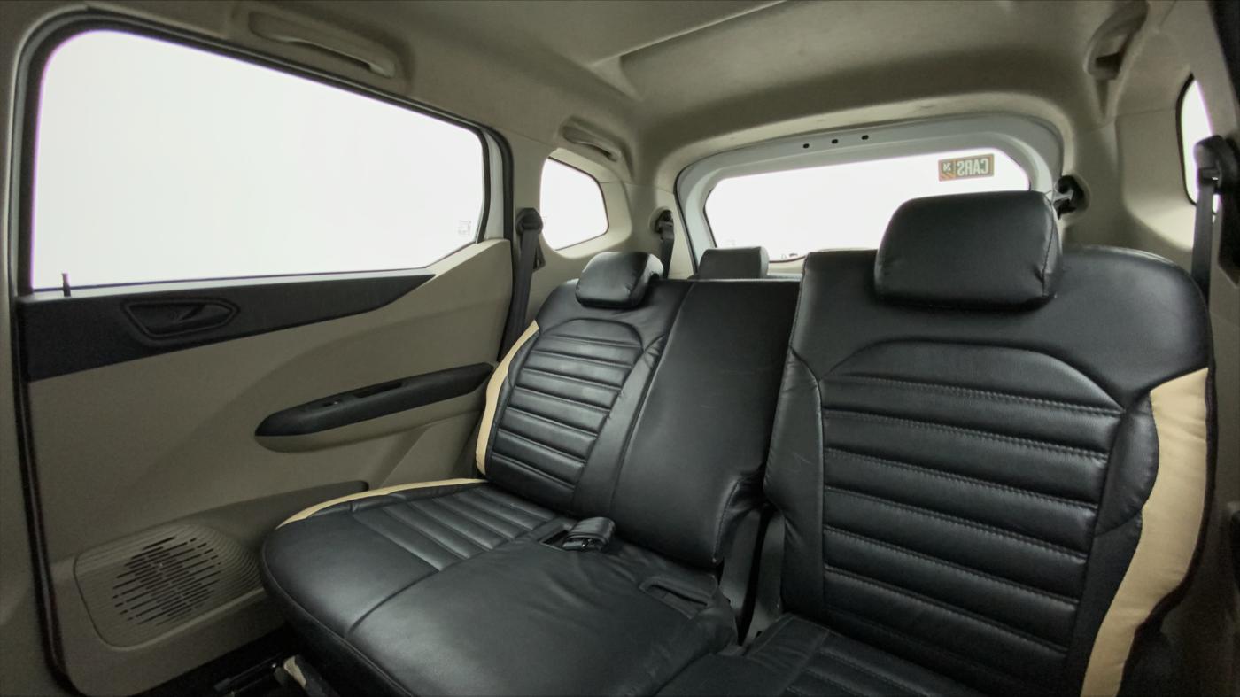 2022 Renault TRIBER RXL MT, Petrol, Manual, 11,242 km, Reclining Back Row Seats