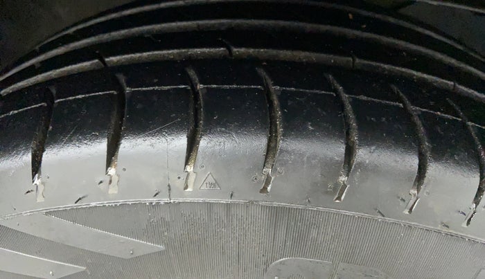 2014 Honda Mobilio 1.5 V OPT I DTEC, Diesel, Manual, 50,989 km, Right Front Tyre Tread