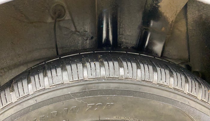 2017 Hyundai Xcent S 1.2, Petrol, Manual, 73,665 km, Left Rear Tyre Tread