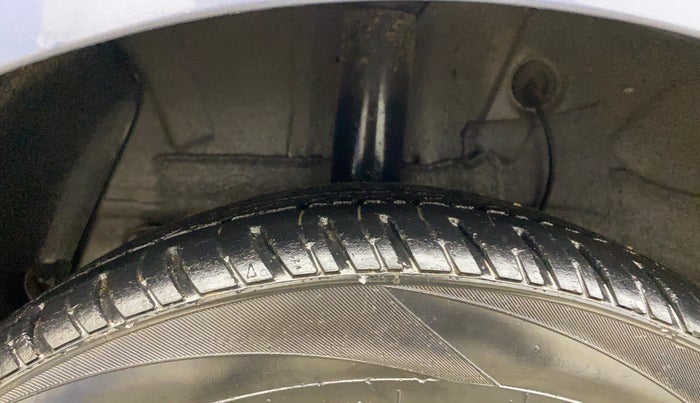 2017 Hyundai Xcent S 1.2, Petrol, Manual, 73,665 km, Right Rear Tyre Tread