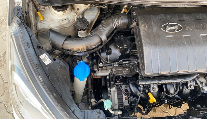 2017 Hyundai Xcent E+, Petrol, Manual, 1,01,762 km, Engine View - Right