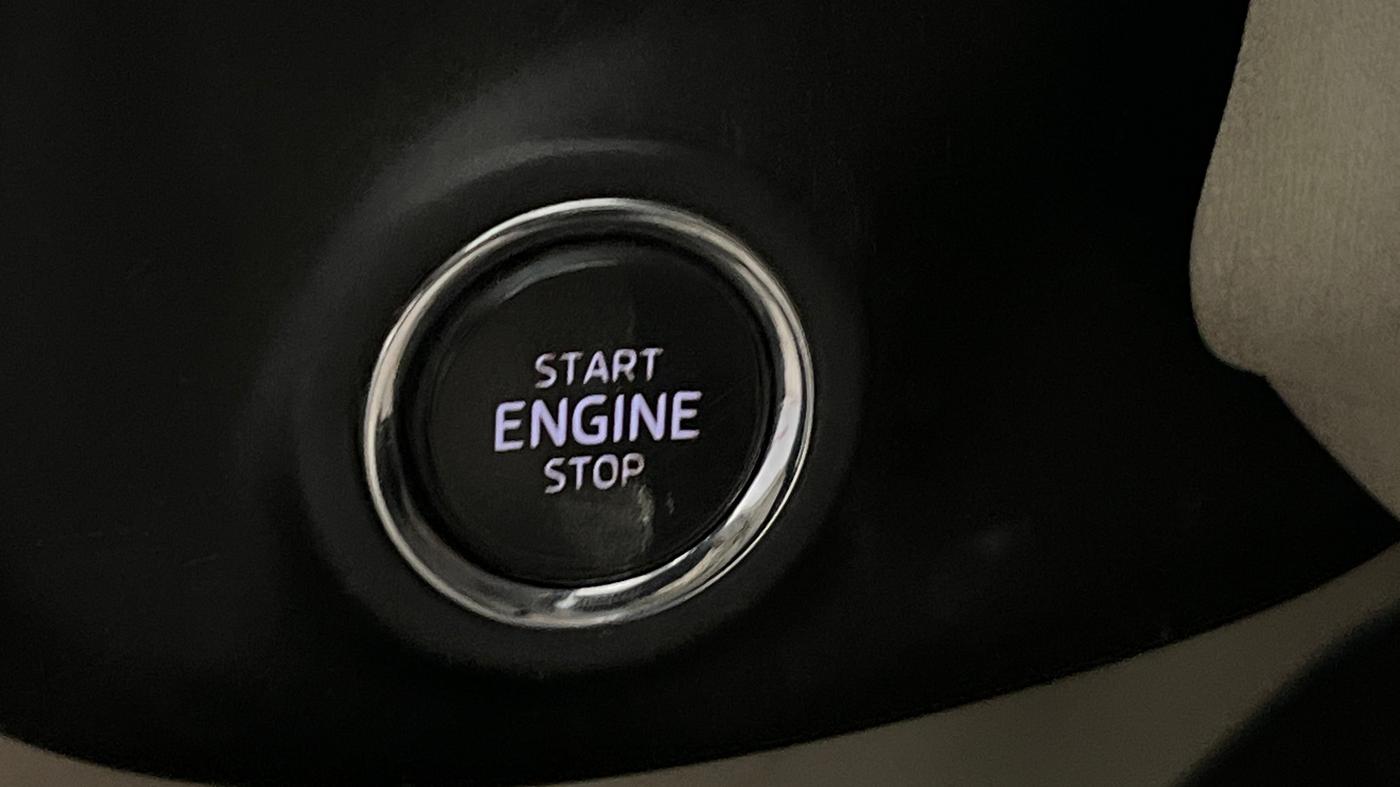 2023 Skoda SLAVIA AMBITION 1.0L TSI AT, Petrol, Automatic, 89,255 km, Keyless Start/ Stop Button