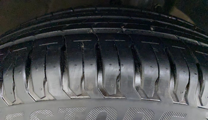 2020 Maruti Dzire ZXI Plus AMT, Petrol, Automatic, 7,406 km, Left Rear Tyre Tread