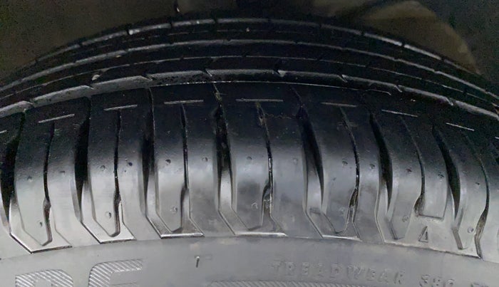 2020 Maruti Dzire ZXI Plus AMT, Petrol, Automatic, 7,406 km, Left Front Tyre Tread