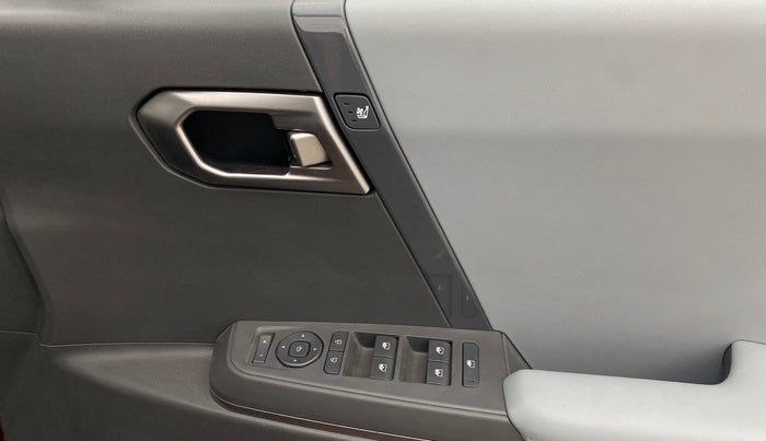 2025 KIA SYROS HTX 1.5 Diesel 6MT, Diesel, Manual, 8,589 km, Driver Side Door Panels Control