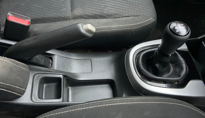 2019 Honda WR-V 1.2 i-VTEC VX MT, Petrol, Manual, 27,507 km, Gear Lever