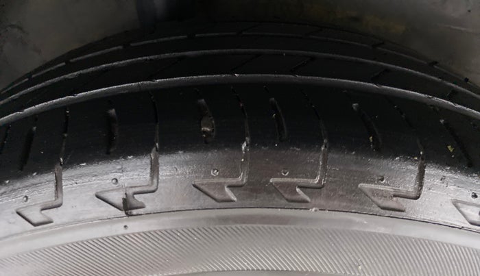 2019 Honda WR-V 1.2 i-VTEC VX MT, Petrol, Manual, 27,507 km, Right Rear Tyre Tread