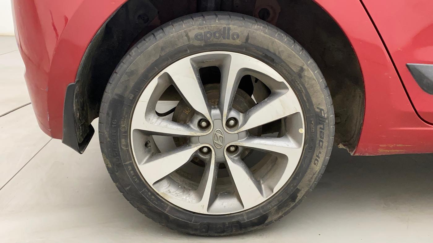 2016 Hyundai Elite i20 ASTA 1.2 (O), Petrol, Manual, 63,178 km, Right Rear Wheel